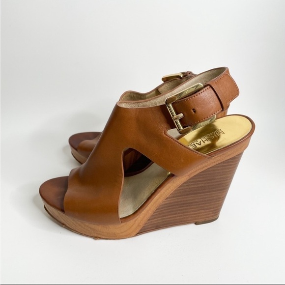 MICHAEL Michael Kors Brown Leather Peep Toe Platform Wedges size 6.5 - Picture 1 of 10